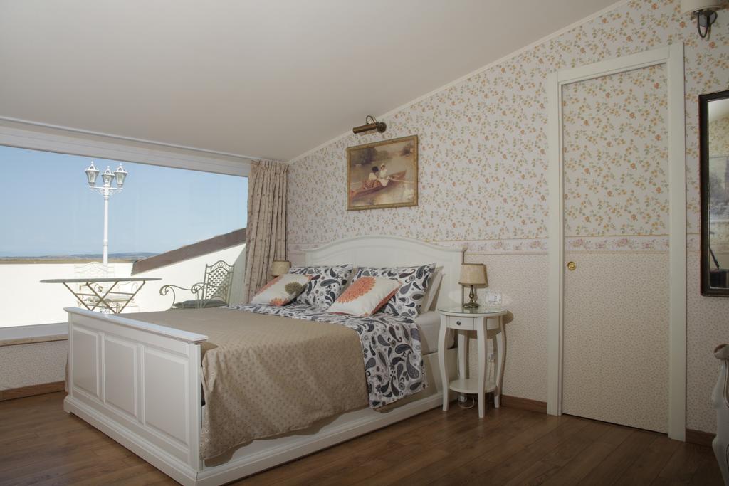 The White Villa Брачано Екстериор снимка