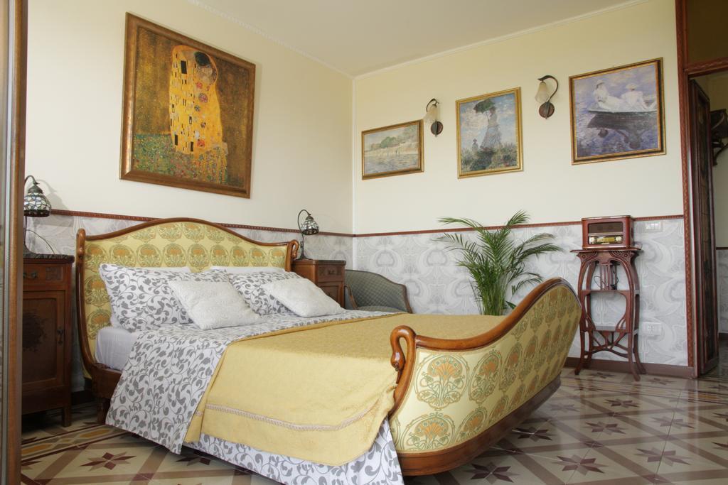 The White Villa Брачано Екстериор снимка