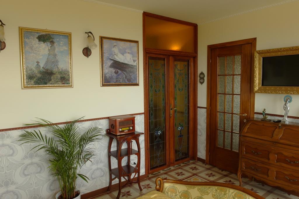 The White Villa Брачано Екстериор снимка